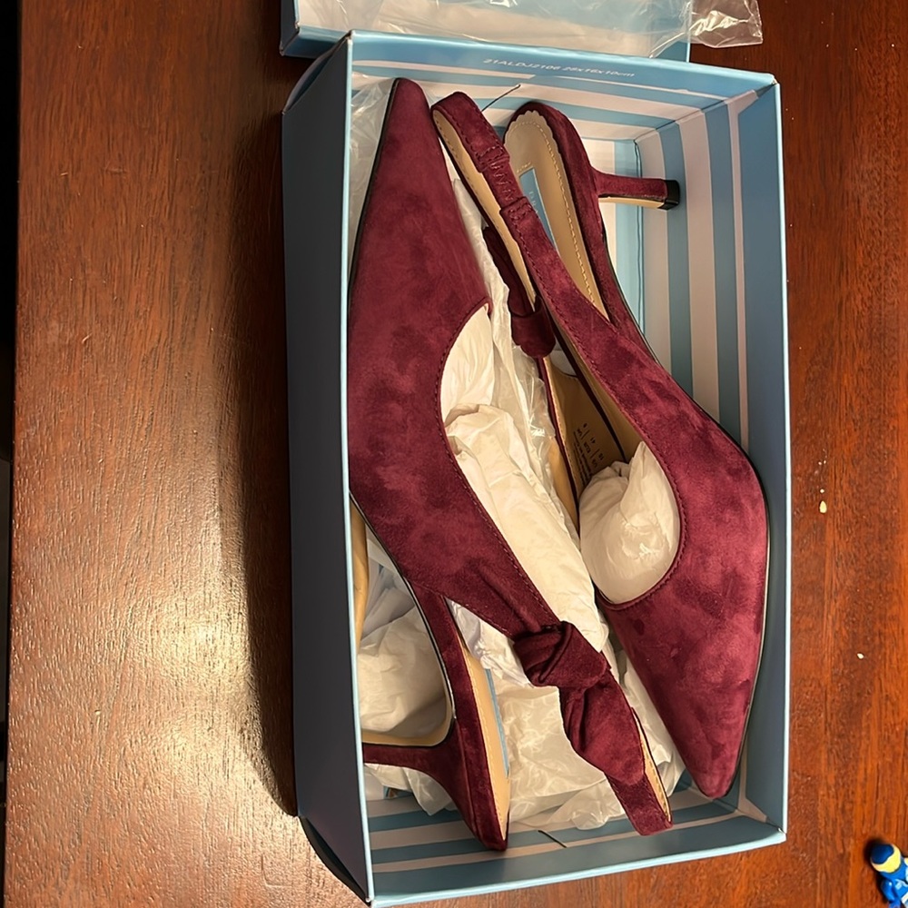NWT Draper James Willow heels